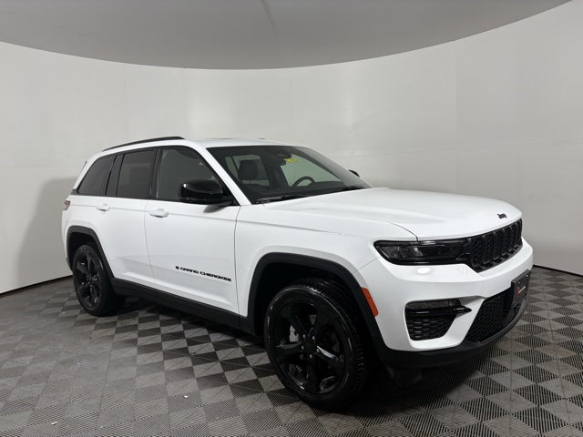 2025 Jeep Grand Cherokee Limited's photo