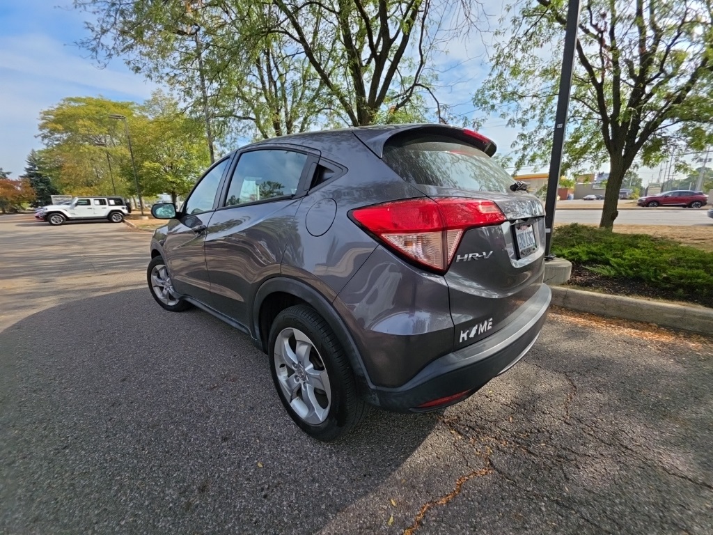2016 Honda HR-V LX photo 13