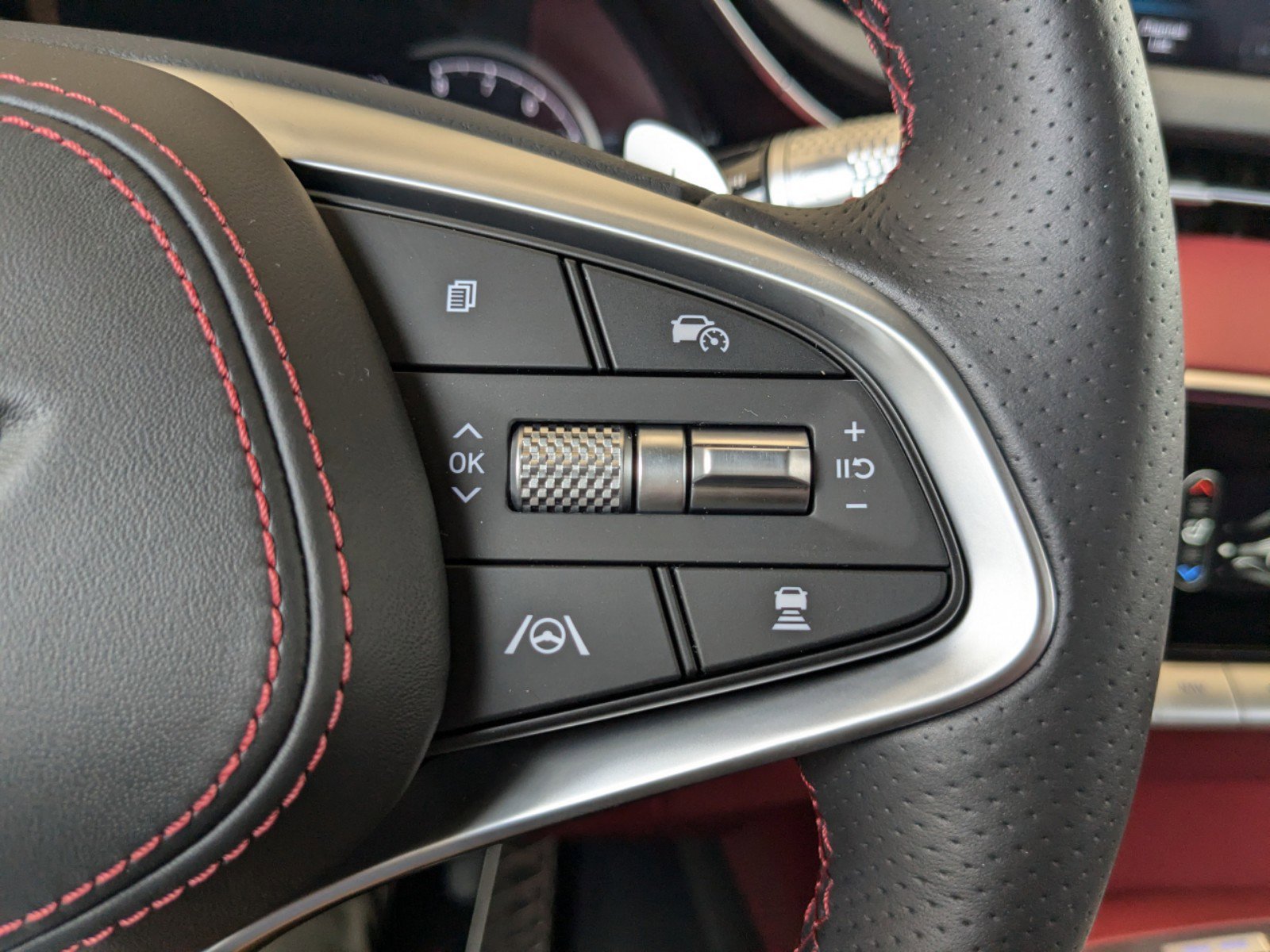 2025 Genesis GV70 3.5T Sport photo 21
