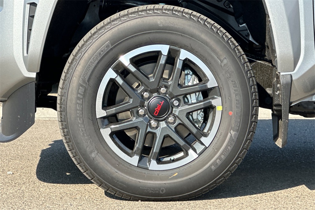 2025 Toyota Tacoma TRD Sport 4x4 Double Cab photo 24