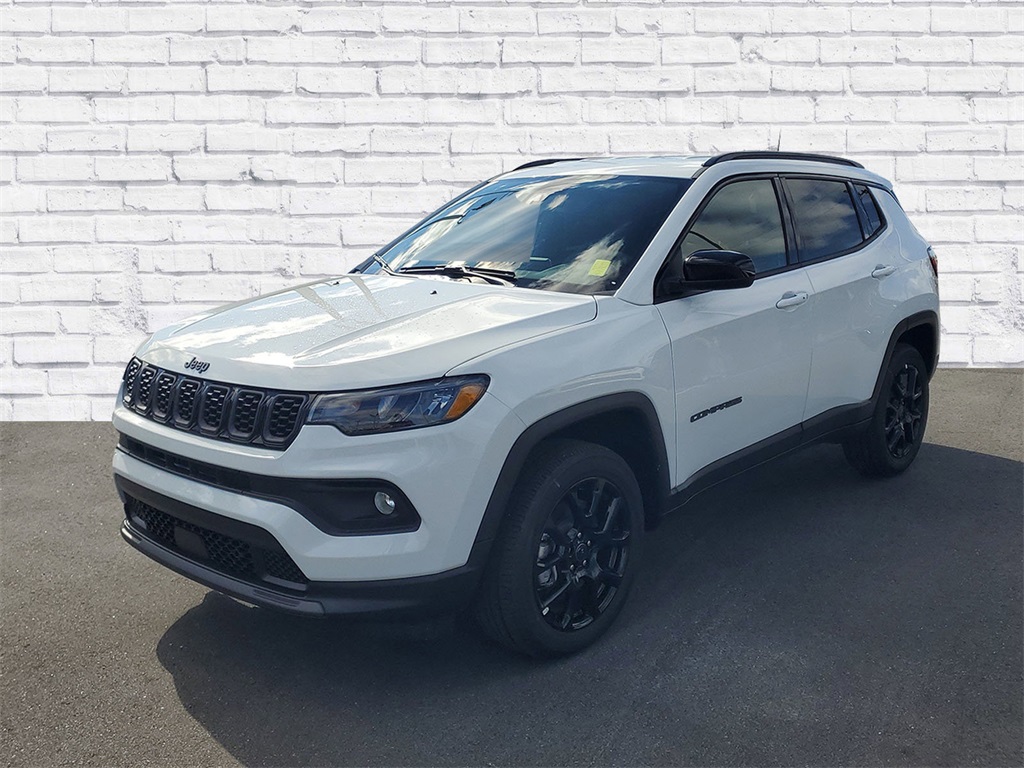 2026 Jeep Compass Latitude Altitude photo 4