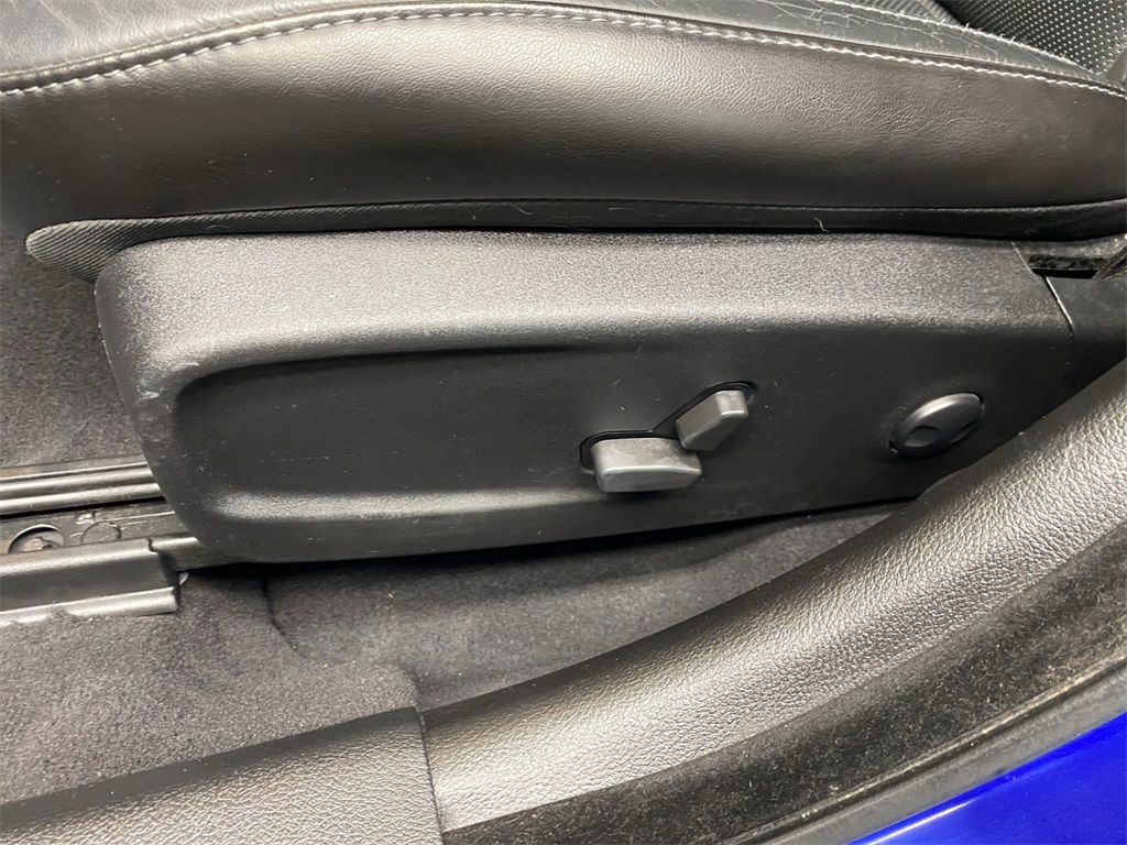 Used 2022 Dodge Charger SXT with VIN 2C3CDXBG1NH225314 for sale in Kansas City