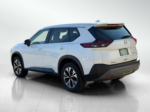 2023 Nissan Rogue SV photo 2