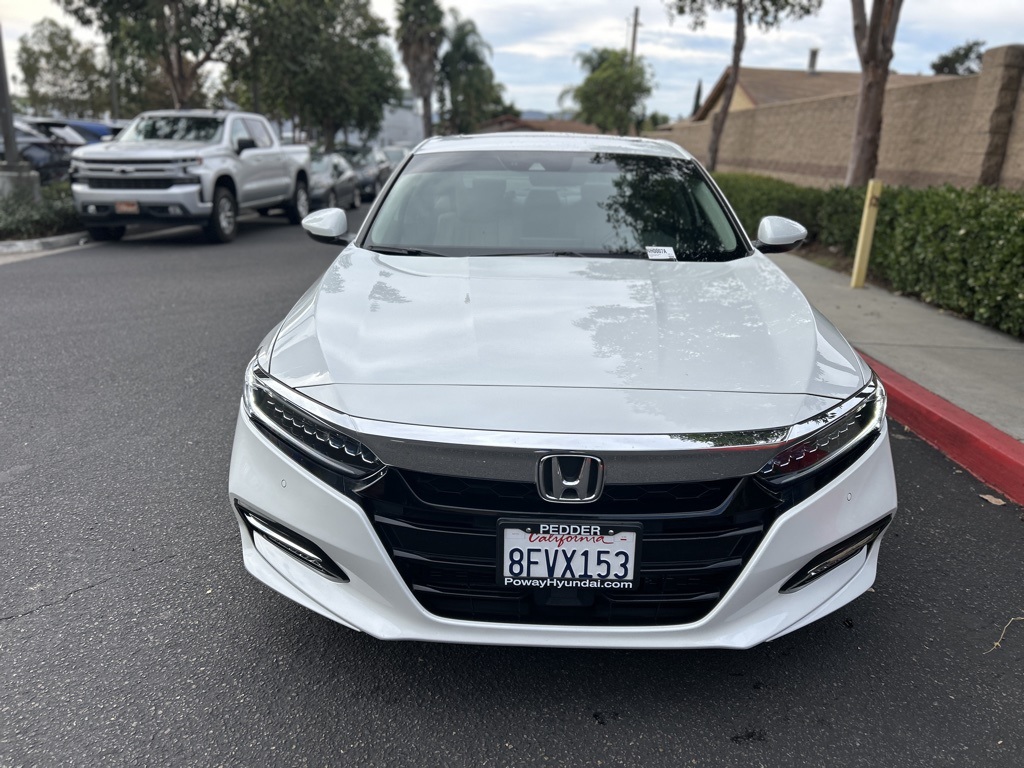 2018 Honda Accord Hybrid Touring photo 2