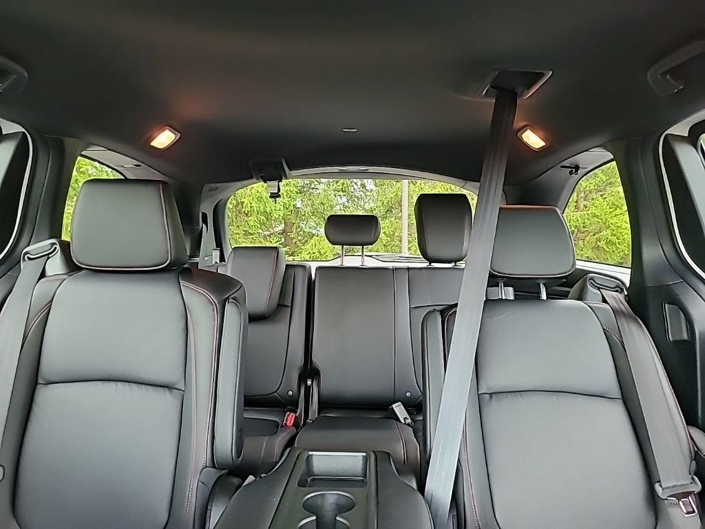 2025 Honda Odyssey photo 9