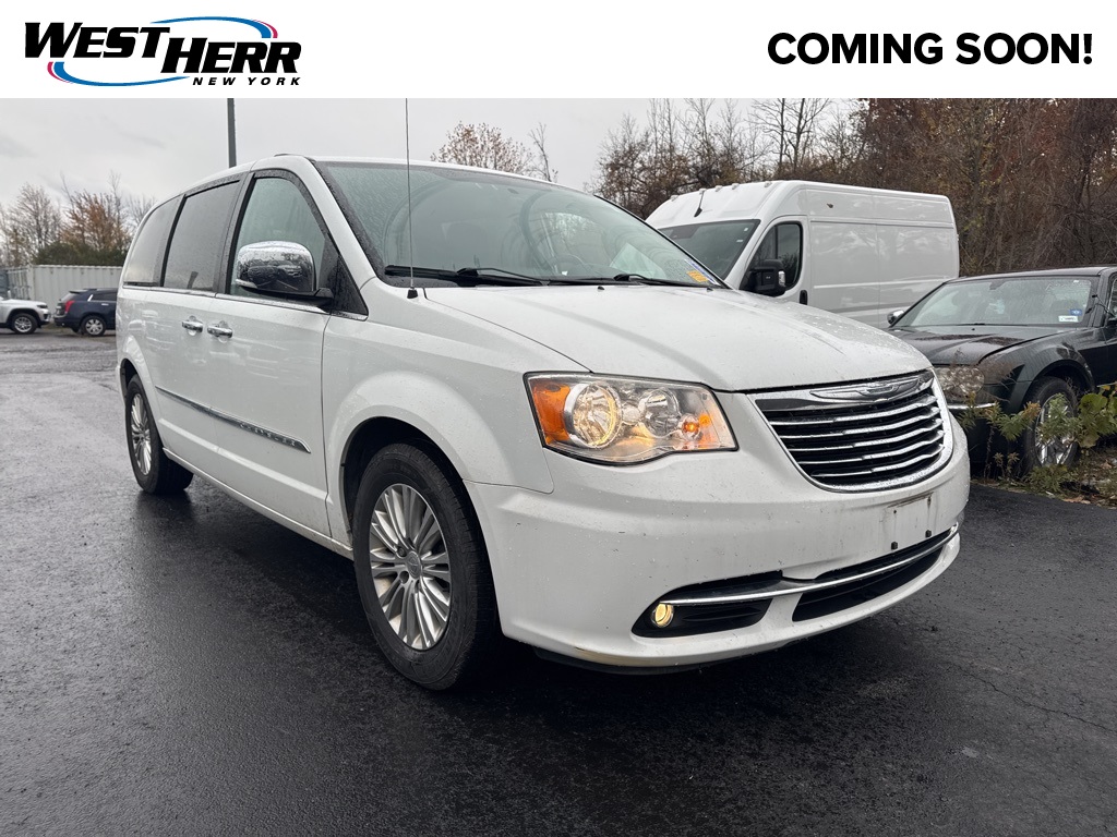 2015 Chrysler Town & Country Touring-L