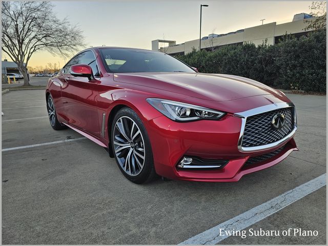 2022 INFINITI Q60 Coupe LUXE