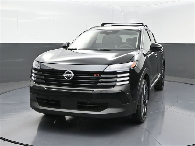 2025 Nissan Kicks SR photo 2