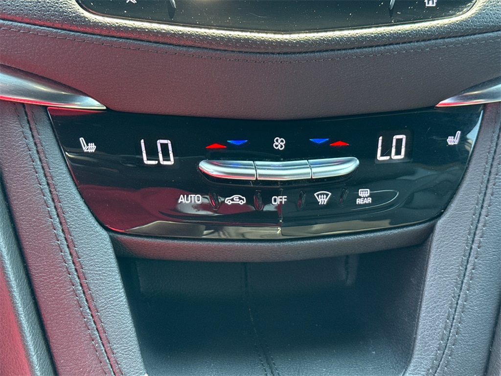 2023 Cadillac XT5 Luxury photo 31