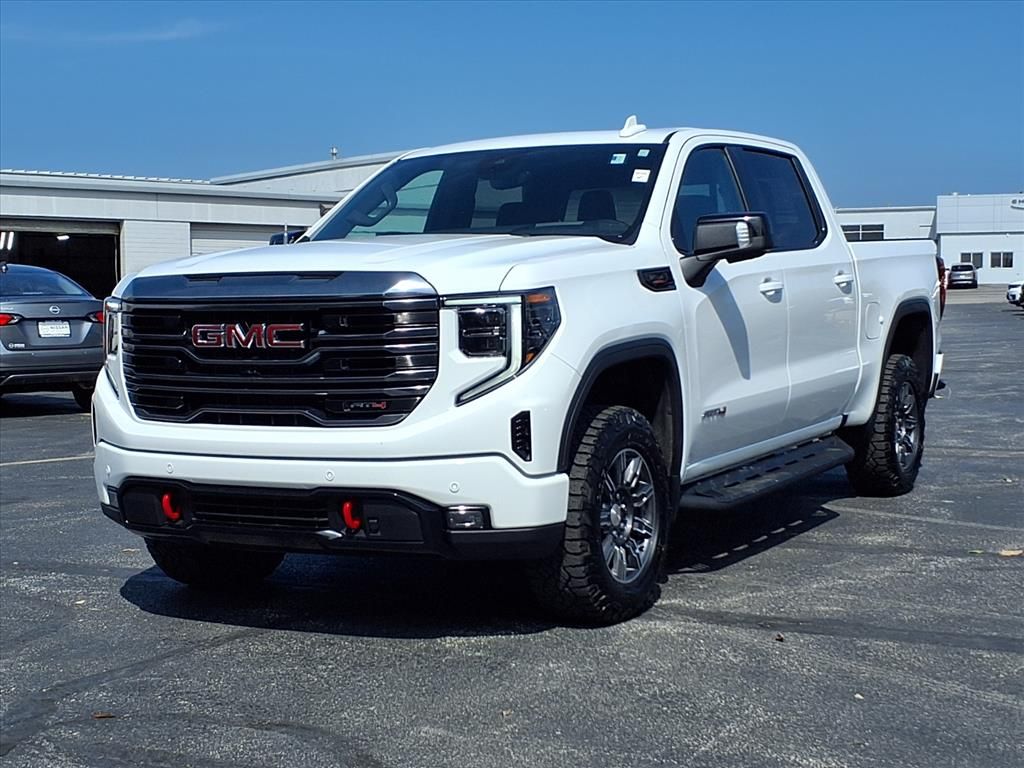 Used 2024 GMC Sierra 1500 AT4 with VIN 1GTUUEE89RZ116615 for sale in Kansas City