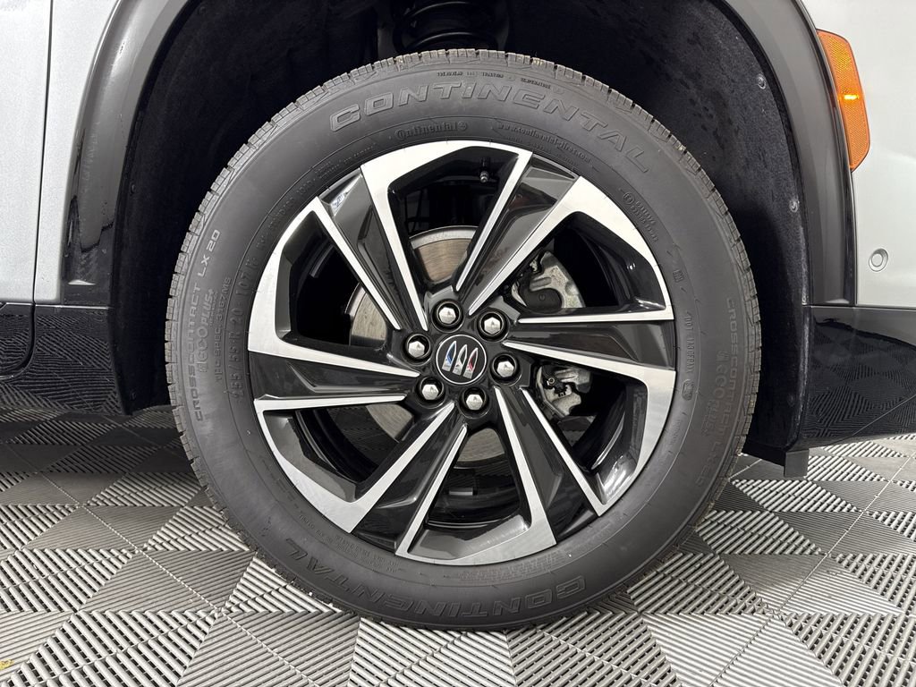 2025 Buick Enclave Sport Touring photo 10