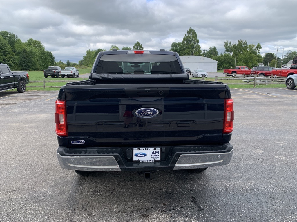 2023 Ford F-150 XLT photo 3