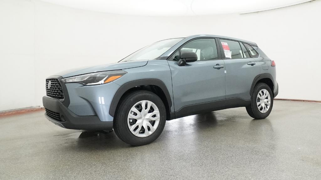 2025 Toyota Corolla Cross L photo 6
