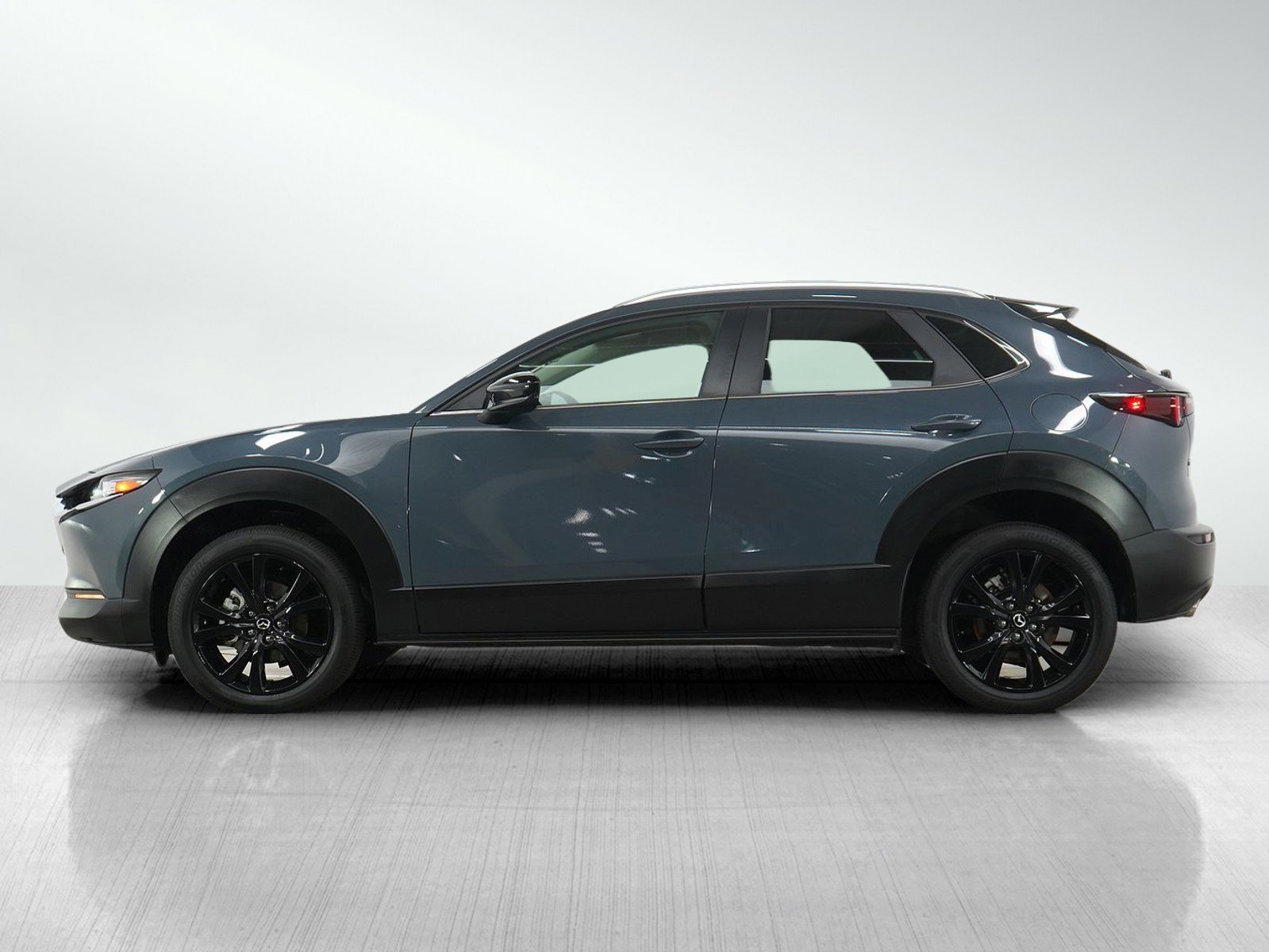 Used 2022 Mazda CX-30 Carbon Edition with VIN 3MVDMBCL5NM443531 for sale in Burnsville, Minnesota