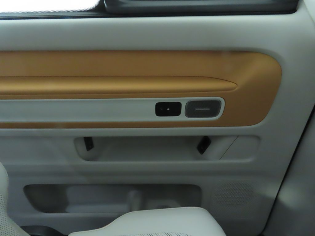 2025 Volkswagen ID. Buzz photo 20