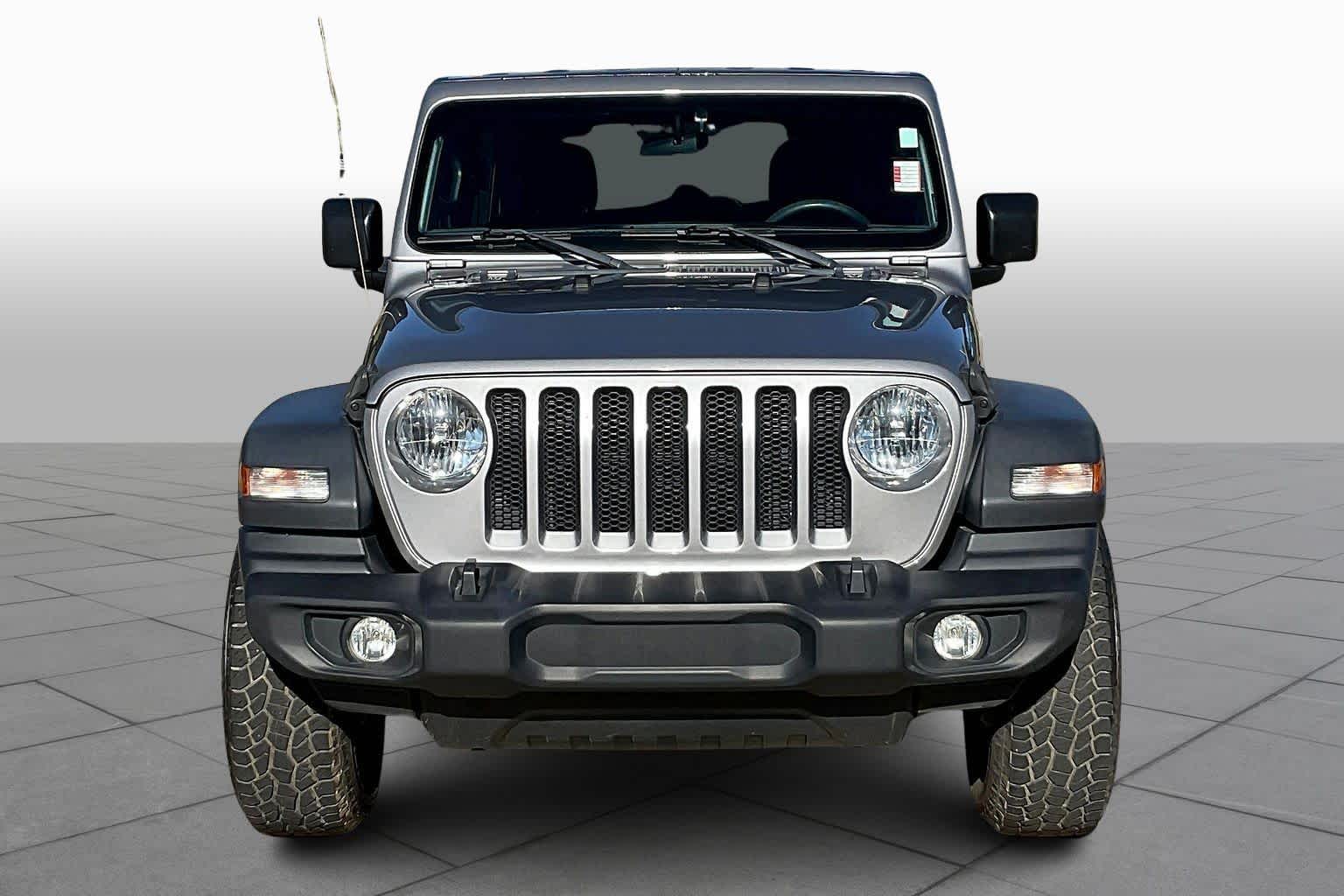 2018 Jeep Wrangler Unlimited Sport photo 3