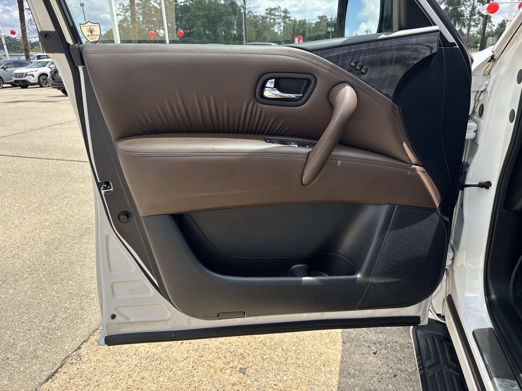 2022 Nissan Armada Platinum photo 16