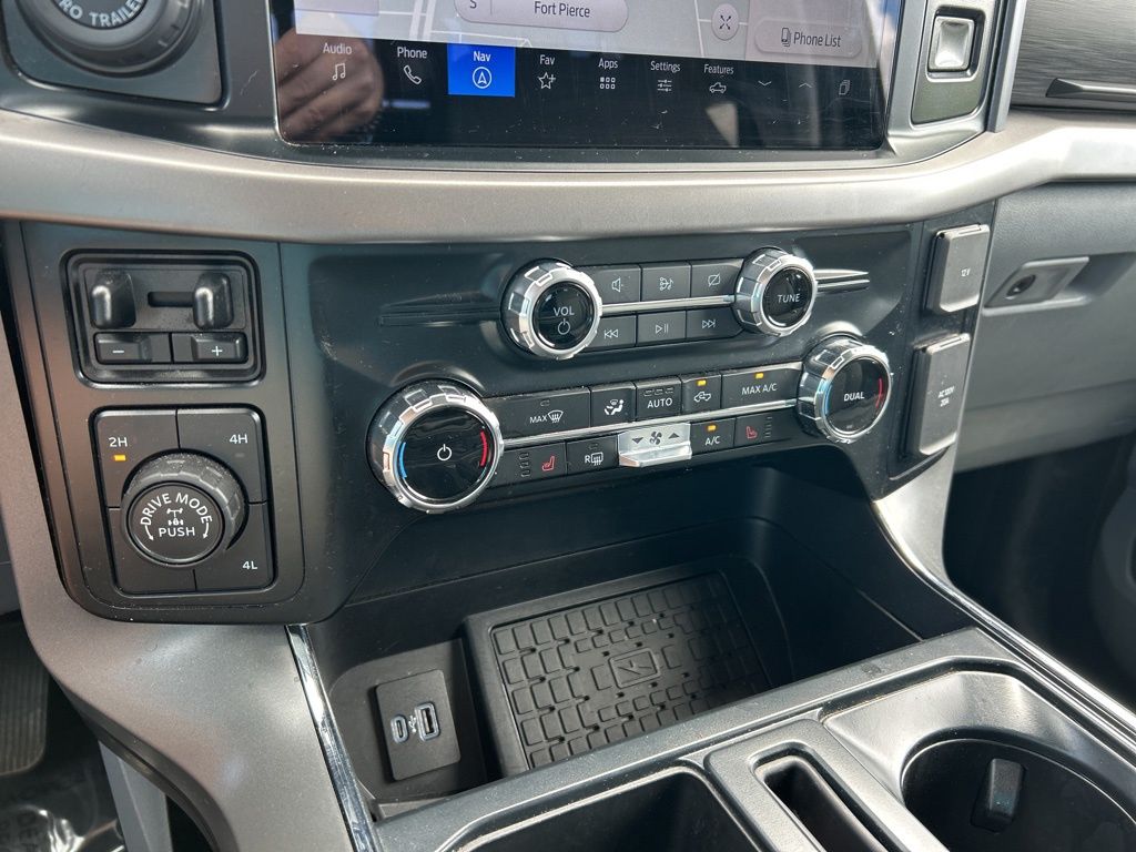 2024 Ford F-150 XLT photo 27