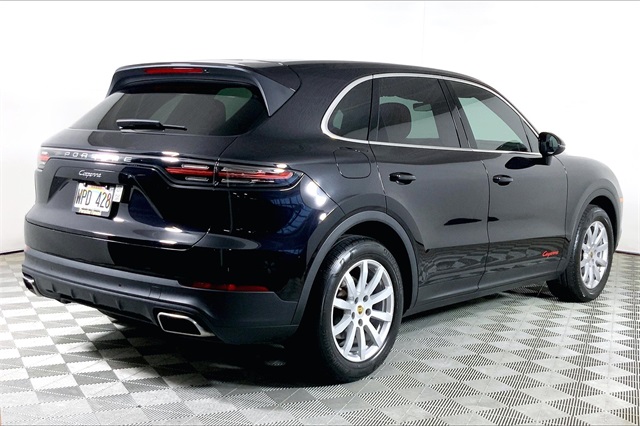 2022 Porsche Cayenne Platinum Edition photo 8