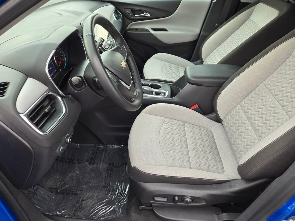 2024 Chevrolet Equinox LT photo 8