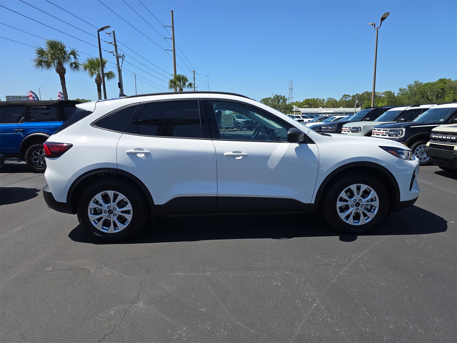 2025 Ford Escape Active photo 3