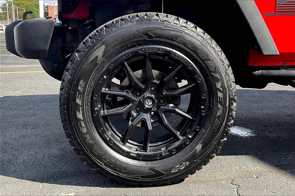 2015 Jeep Wrangler Willys Wheeler photo 7