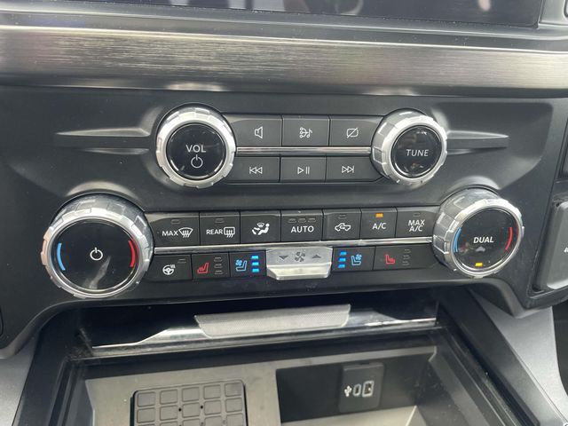 2024 Ford F-250 Lariat photo 28