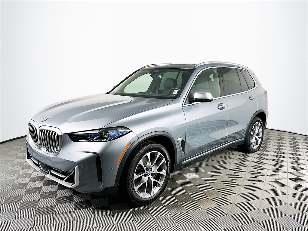 Certified Used 2025 Skyscraper Gray Metallic BMW xDrive40i image 1
