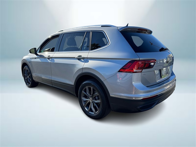 2022 Volkswagen Tiguan SE photo 4