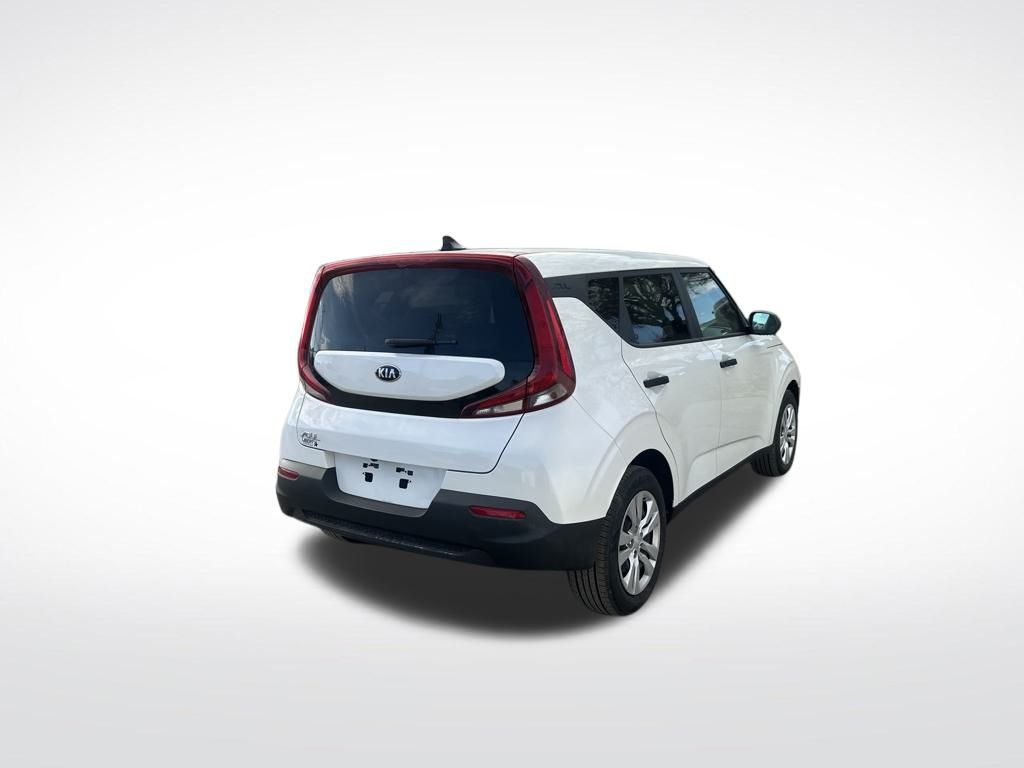 2021 Kia Soul LX photo 2