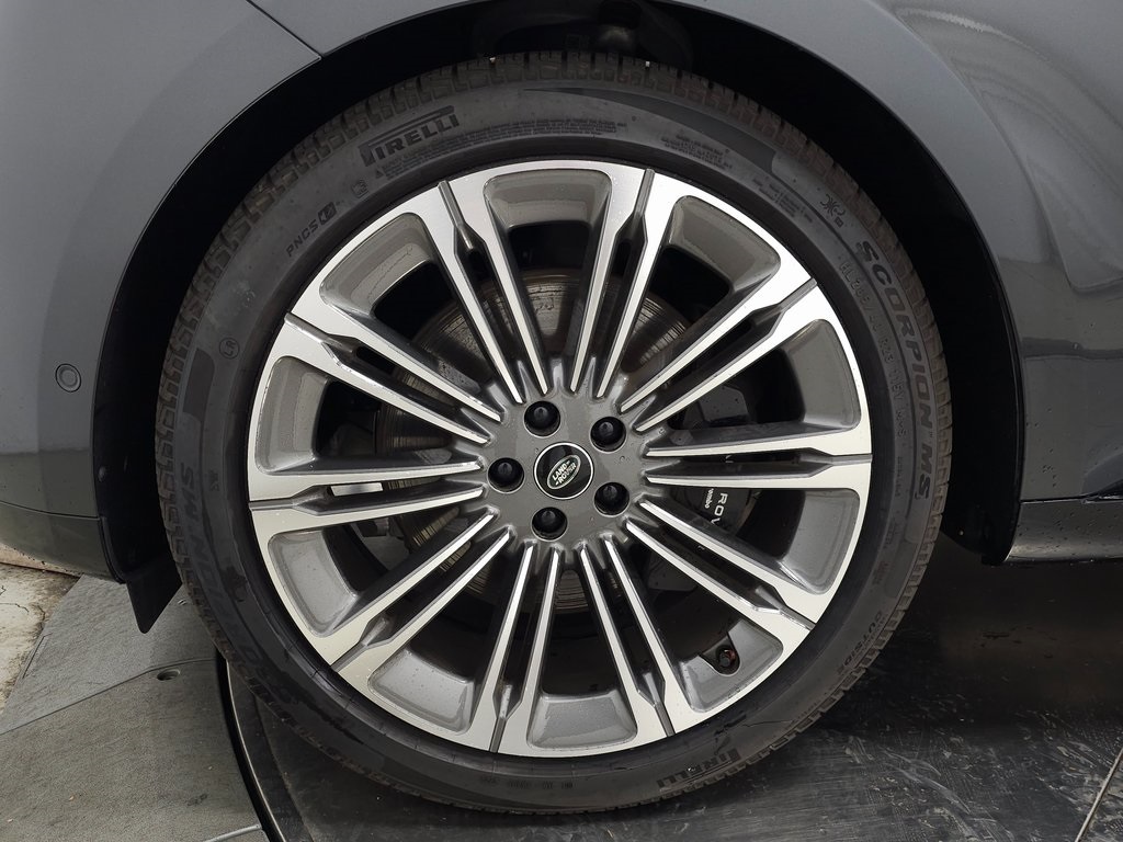 2025 LAND ROVER RANGE ROVER - Image 13