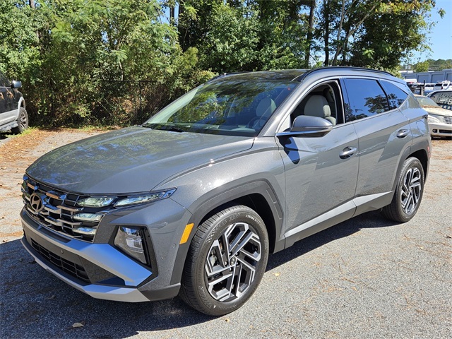 2025 Hyundai Tucson Limited photo 3