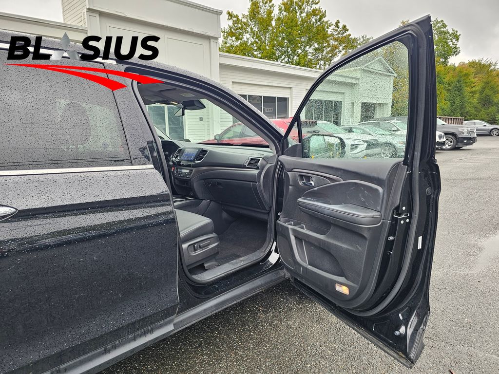 2023 Honda Ridgeline RTL-E photo 10