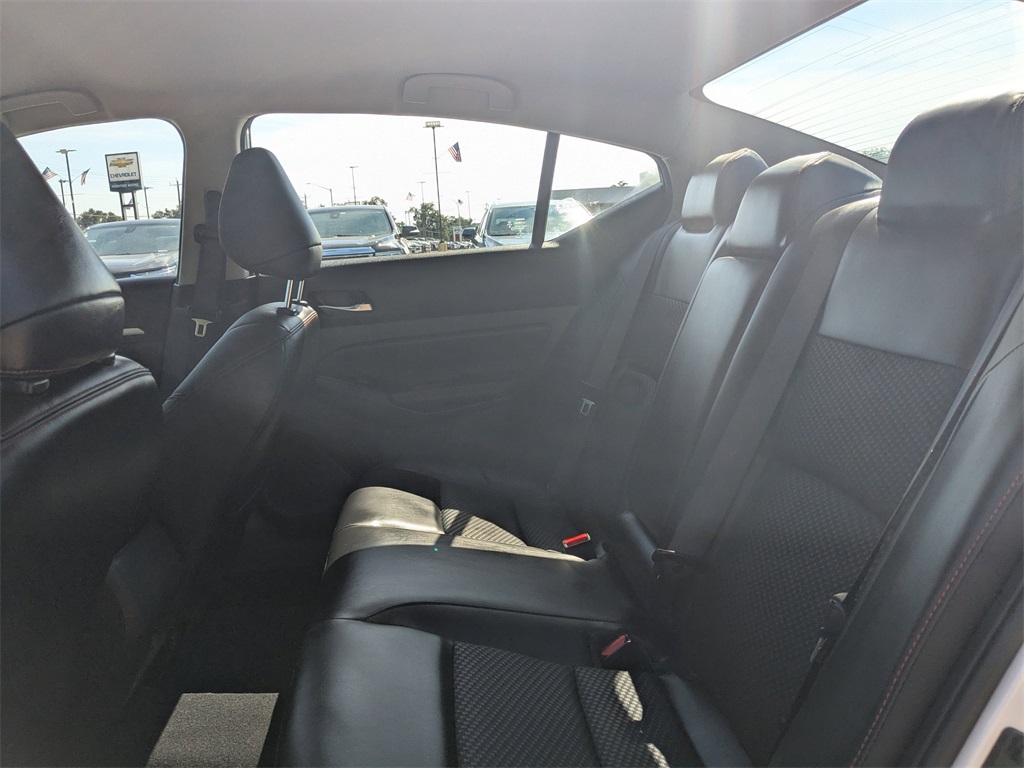 2025 Nissan Altima 2.5 SR photo 12