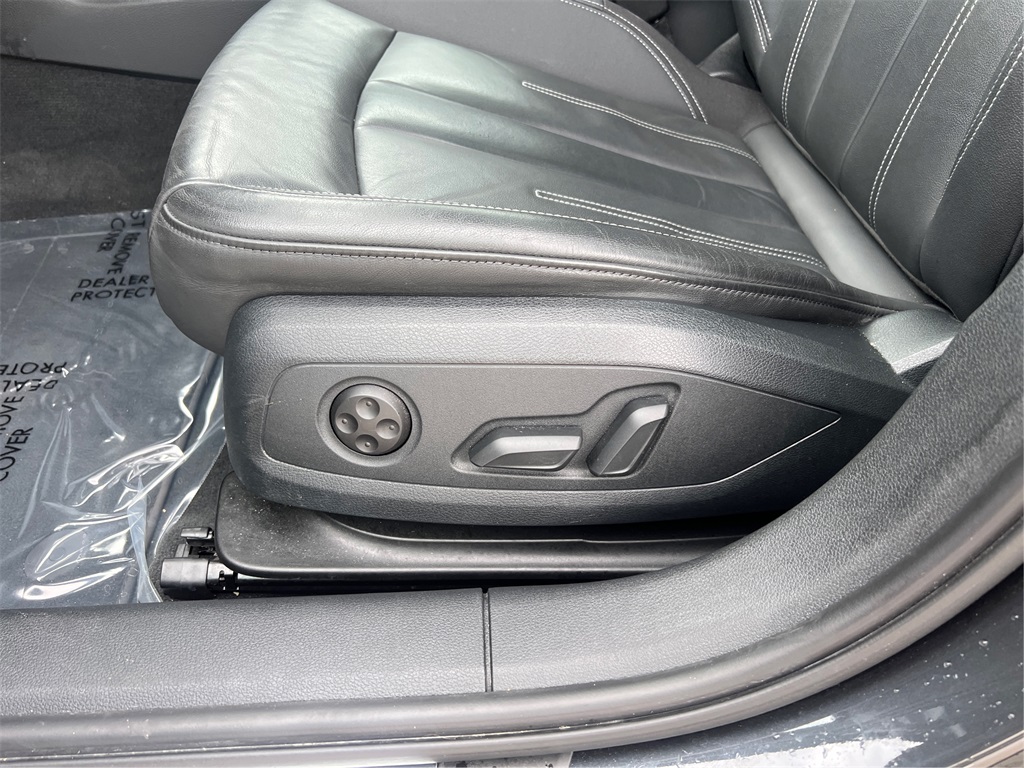 2021 Audi A4 40 Premium Plus Quattro photo 17