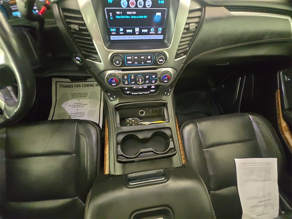 2019 Chevrolet Suburban Premier photo 10