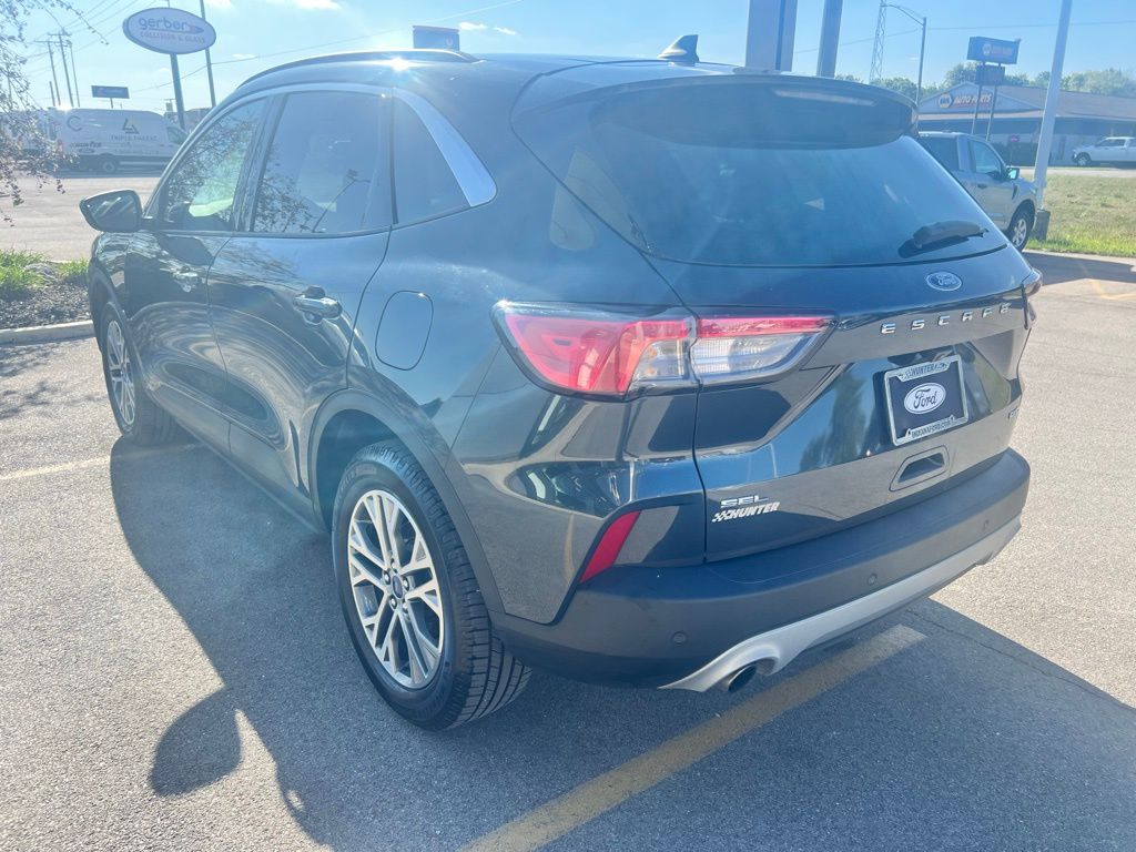2022 Ford Escape SEL photo 43