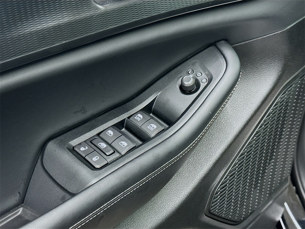 2025 Jeep Grand Cherokee Altitude X photo 15