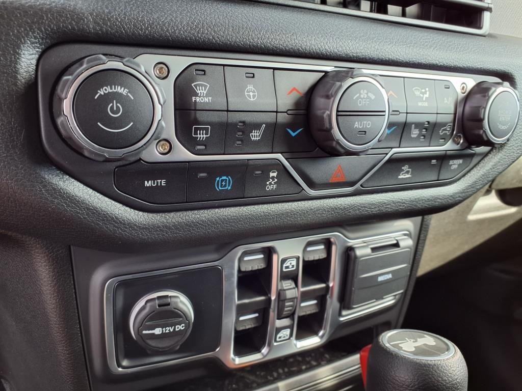 2025 Jeep Wrangler Sport S 4xe photo 16