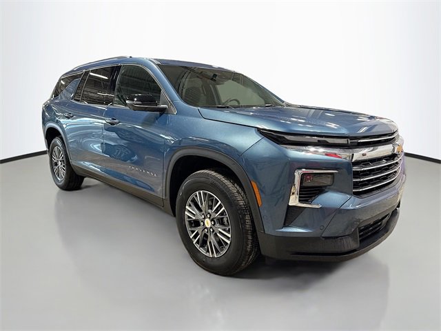 2025 Chevrolet Traverse photo 3