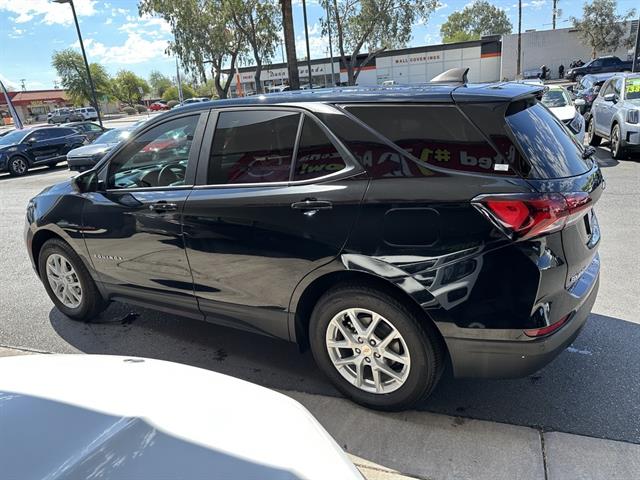 2023 Chevrolet Equinox LS photo 4