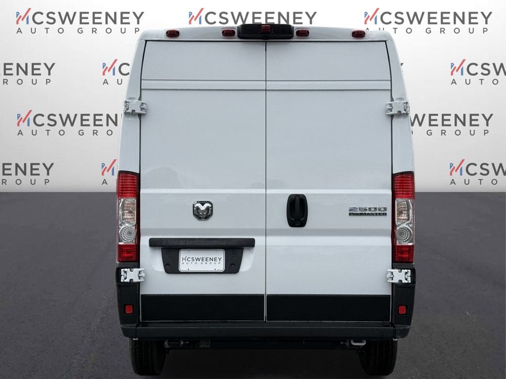 2026 Ram ProMaster 2500 photo 3