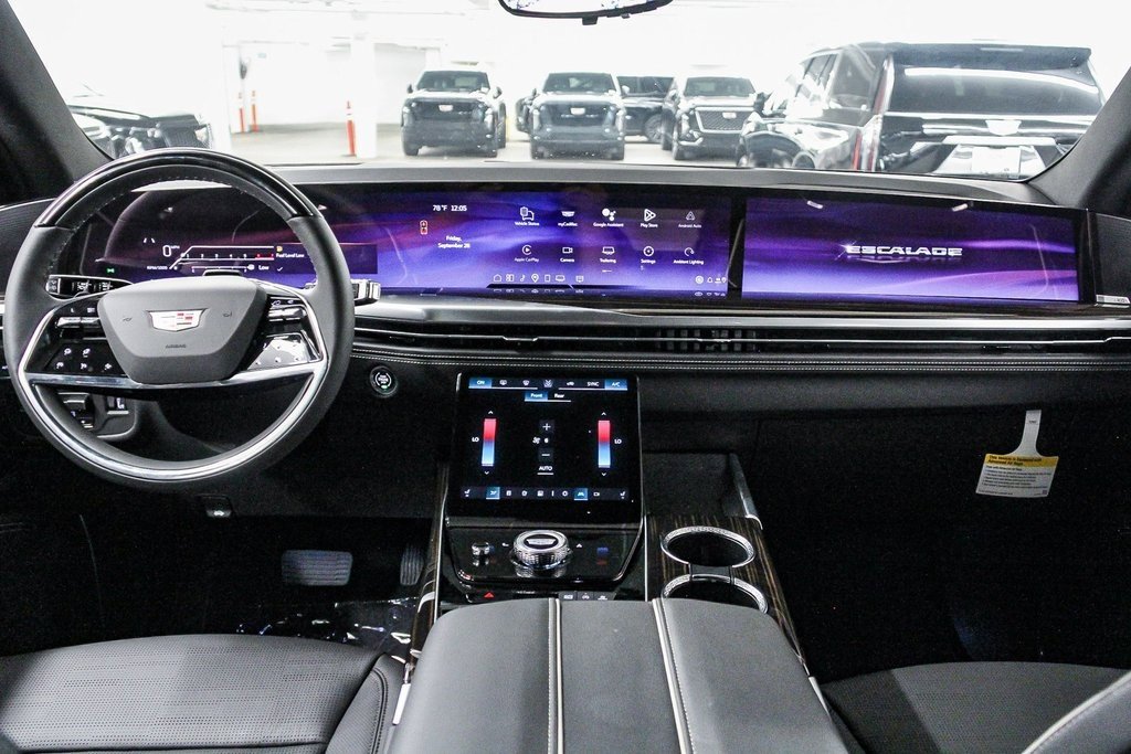 2026 Cadillac Escalade Luxury photo 10