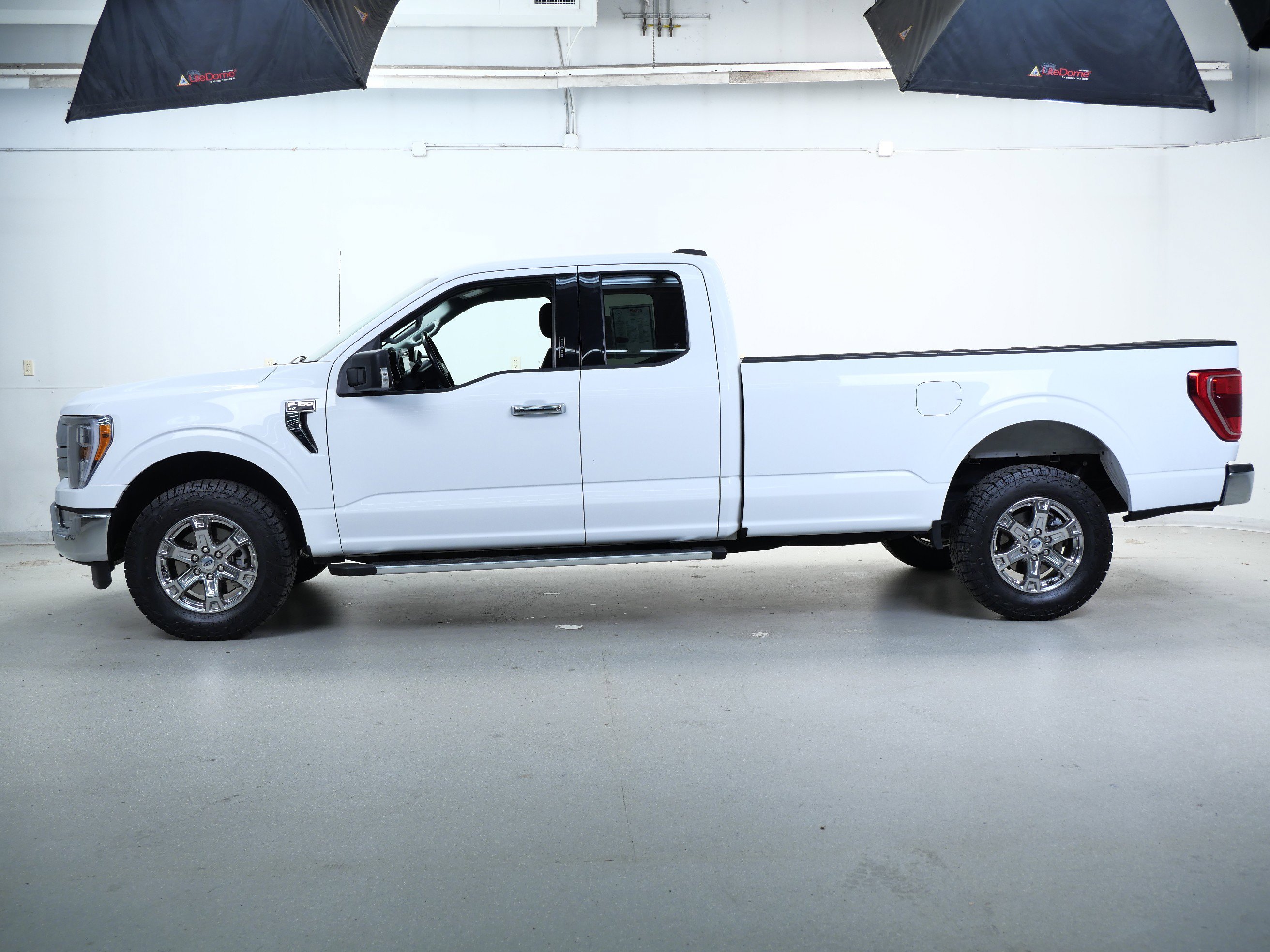 2023 Ford F-150 XLT photo 5