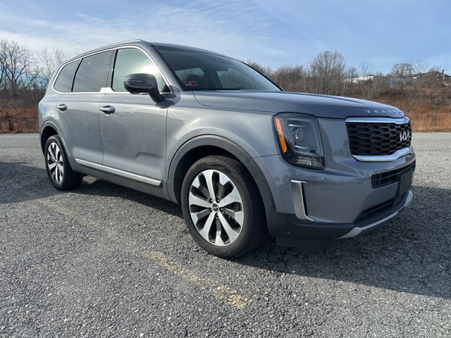 2022 Kia Telluride S's photo