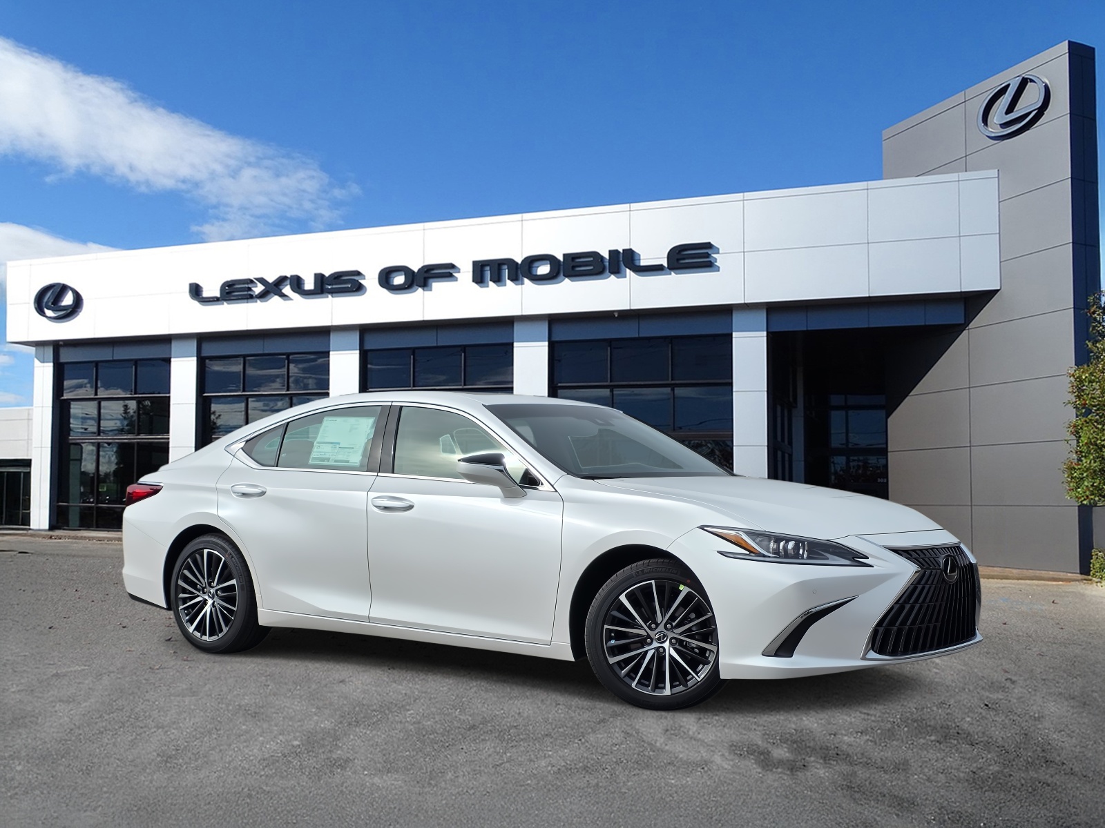 2025 Lexus ES 350's photo