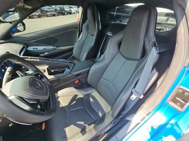 2025 Chevrolet Corvette Stingray 1LT photo 5