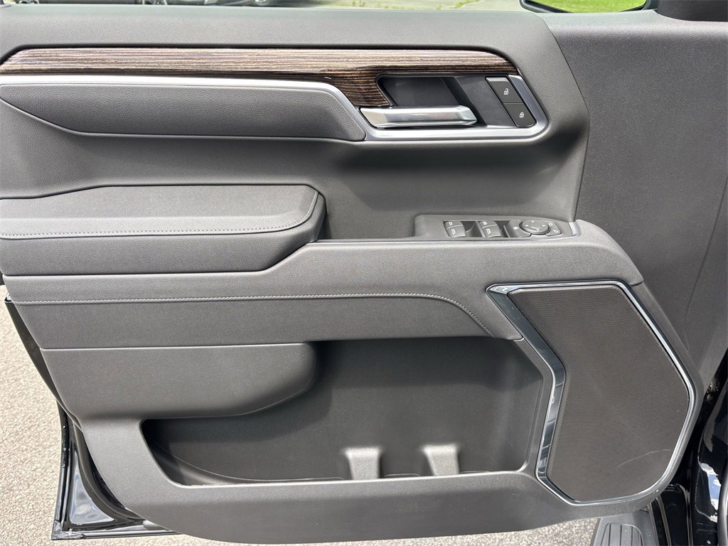 2025 Gmc Sierra 1500 SLE photo 12