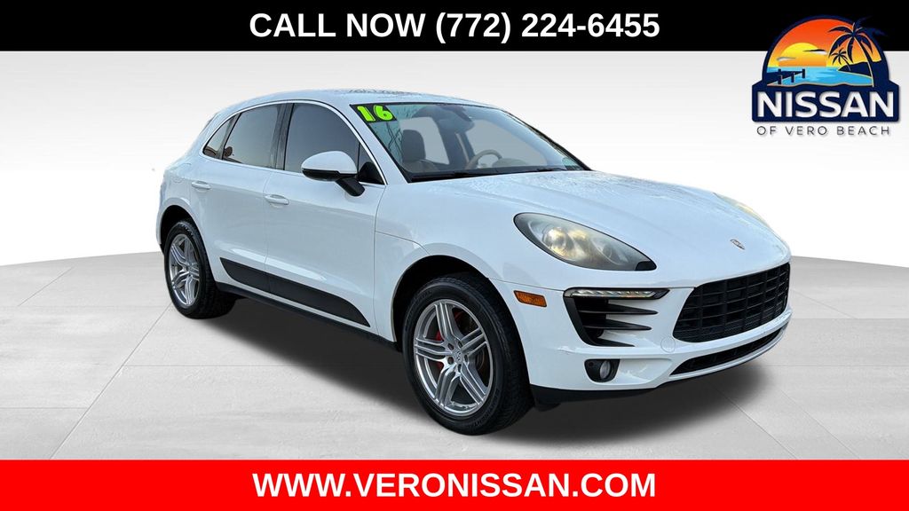 2016 Porsche Macan S