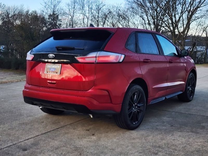 2024 Ford Edge ST-Line photo 3